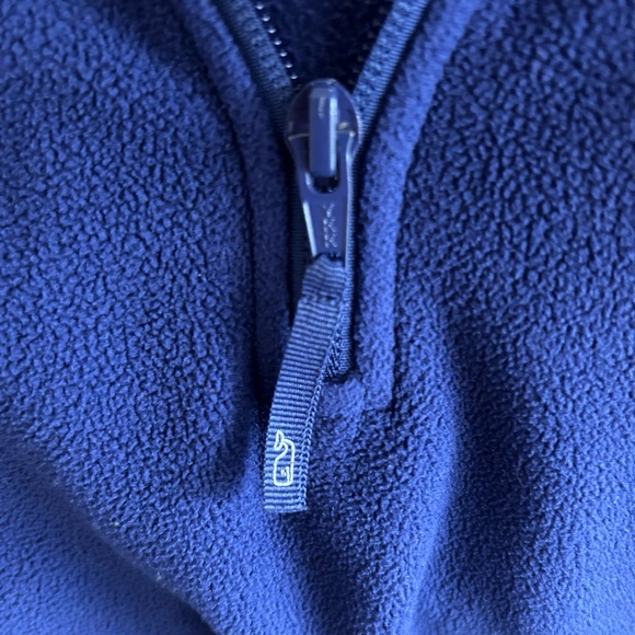 Women’s Vineyard Vines Fleece - Picture 3 of 8